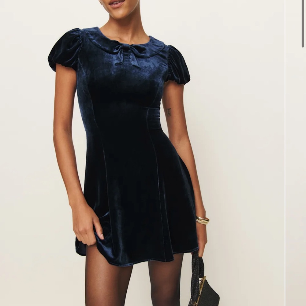 Reformation Lynette velvet dress